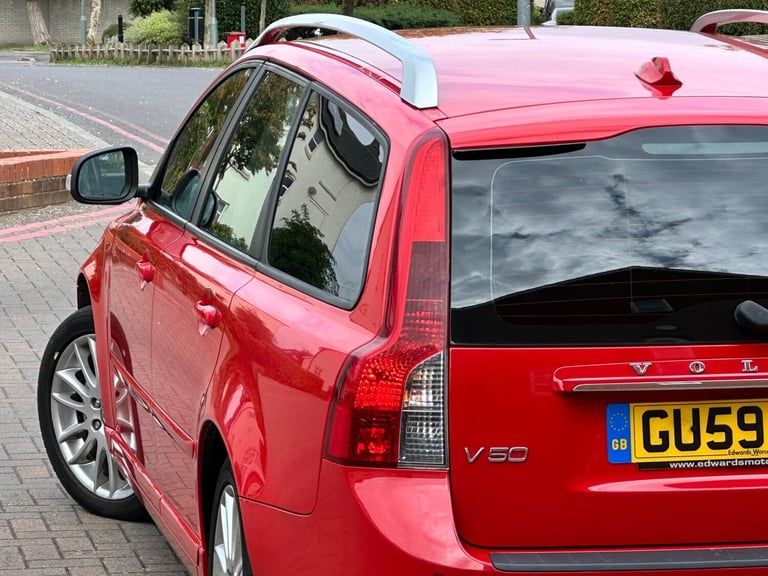 2009 Volvo V50 1.6D DRIVe SE Lux Euro 4 (s/s) 5dr ESTATE Diesel Manual