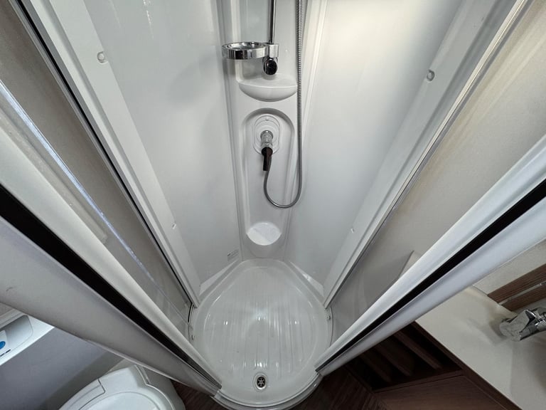 Elddis Affinity 482 / 2 2017