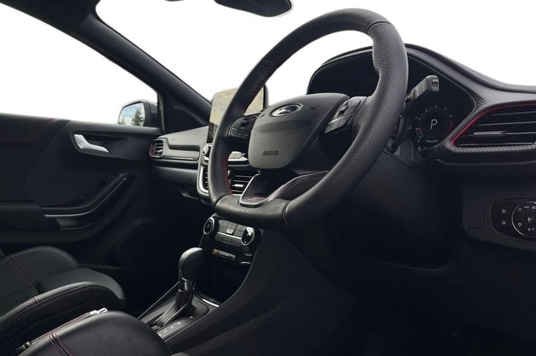 2024 Ford Puma 1.0 EcoBoost Hybrid mHEV ST 5dr DCT ** Sync 3 - Heated Seats / Steering Whe Hatchb...