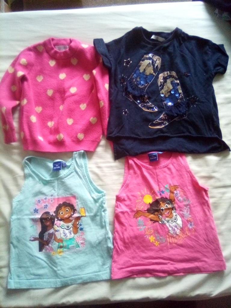 GIRLS FOOTWEAR AND CLOTHES