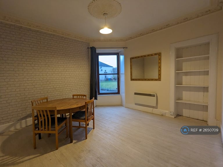3 bedroom flat in Gardner Street, Dundee, DD3 (3 bed) (#2650709)
