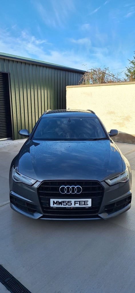 Audi A6 S-Line Black Edition 2.0 TDI (RS6 interior)