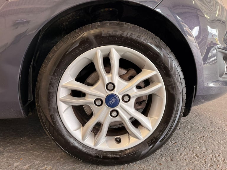 2014 Ford Fiesta 1.0T EcoBoost Zetec Euro 5 (s/s) 5dr HATCHBACK Petrol Manual