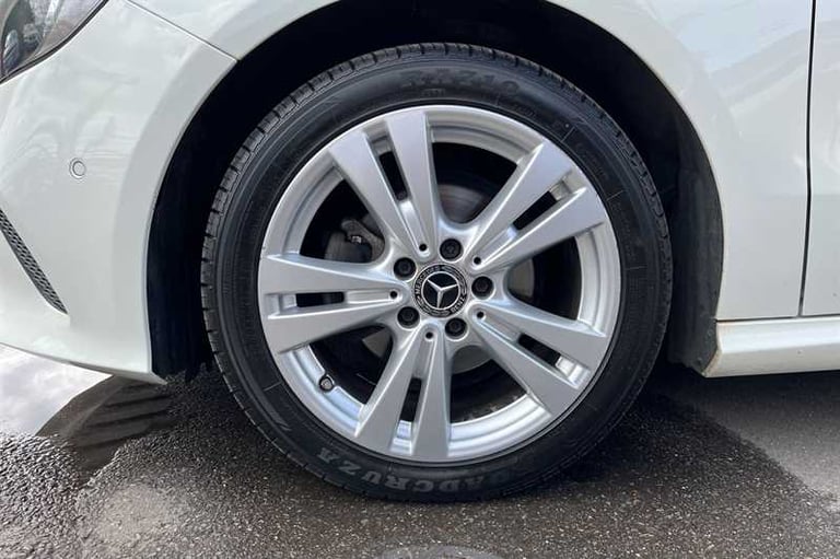 2018 Mercedes-Benz A-Class 1.5 A180d Sport (Premium) Hatchback 5dr Diesel 7G-DCT Euro 6 (s/s) (10...