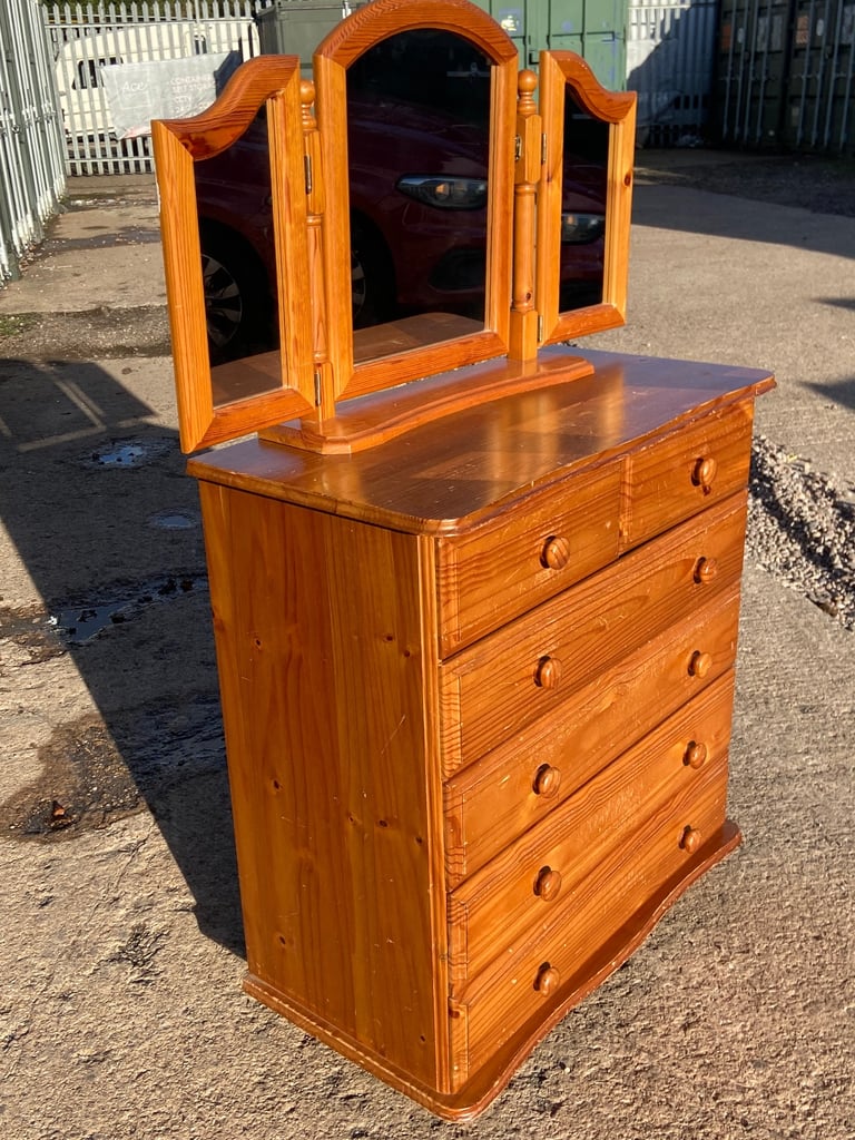 Pine chest of 4+2 drawer & Mirror 