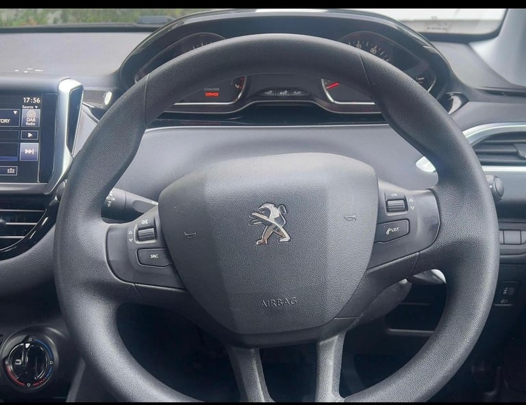 Peugeot, 208, Hatchback, 2014, Manual, 1199 (cc), 5 doors