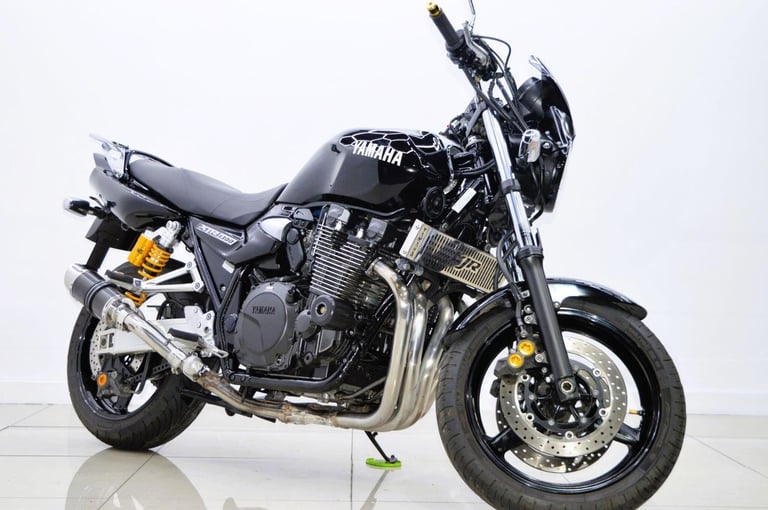 image for 2014 Yamaha XJR1300 1300 Roadster/Retro Petrol Manual (98 ps)