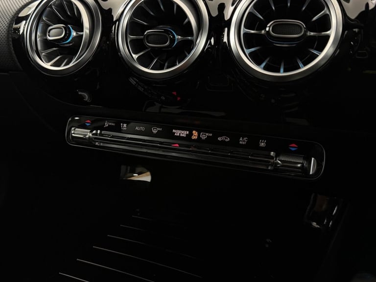 2021 Mercedes-Benz A-Class 1.3 A250e 15.6kWh AMG Line (Premium 2) 8G-DCT Euro 6 (s/s) 5dr Hatchba...