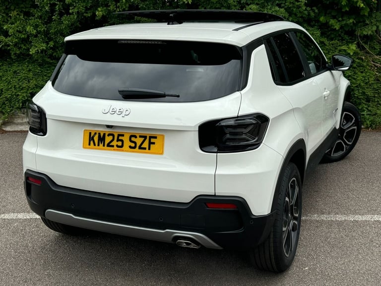 2025 Jeep Avenger 1.2 e-Hybrid Summit 5dr DCT Hatchback Petrol Automatic