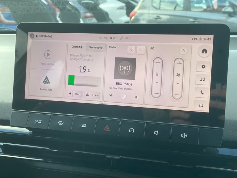 2023 MG MG4 MG4 SE (Long Range) 64 Kwh 5dr Electric Hatchback Electric Automatic