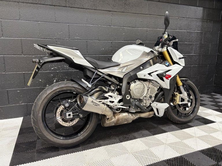 2014 64 BMW S 1000 R FINANCE SPECIALISTS APPLY NOW