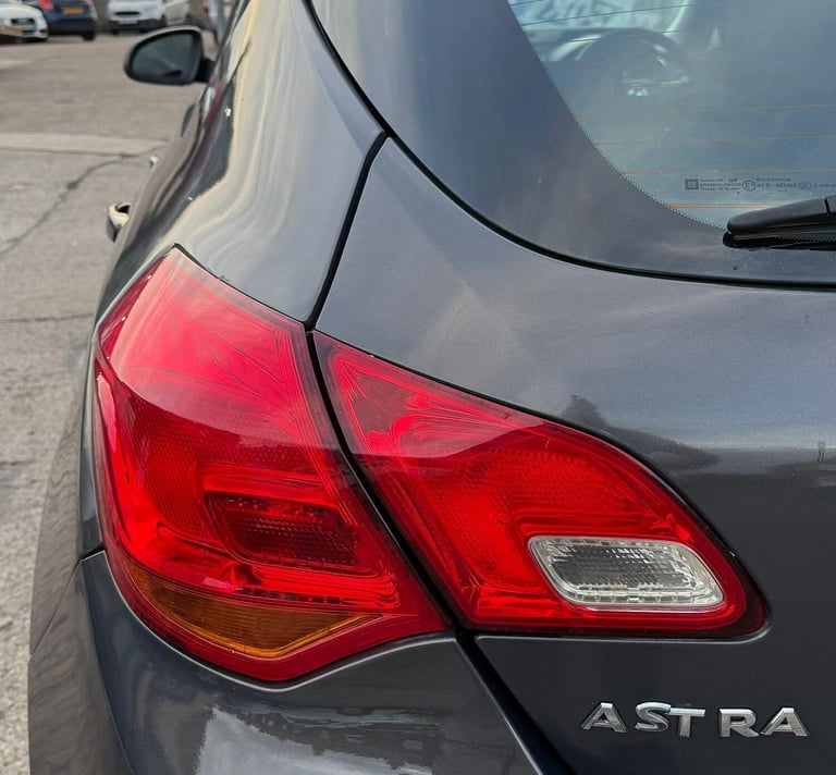 2015 Vauxhall Astra 1.6 CDTi ecoFLEX 94g Design Euro 6 (s/s) 5dr HATCHBACK Diesel Manual