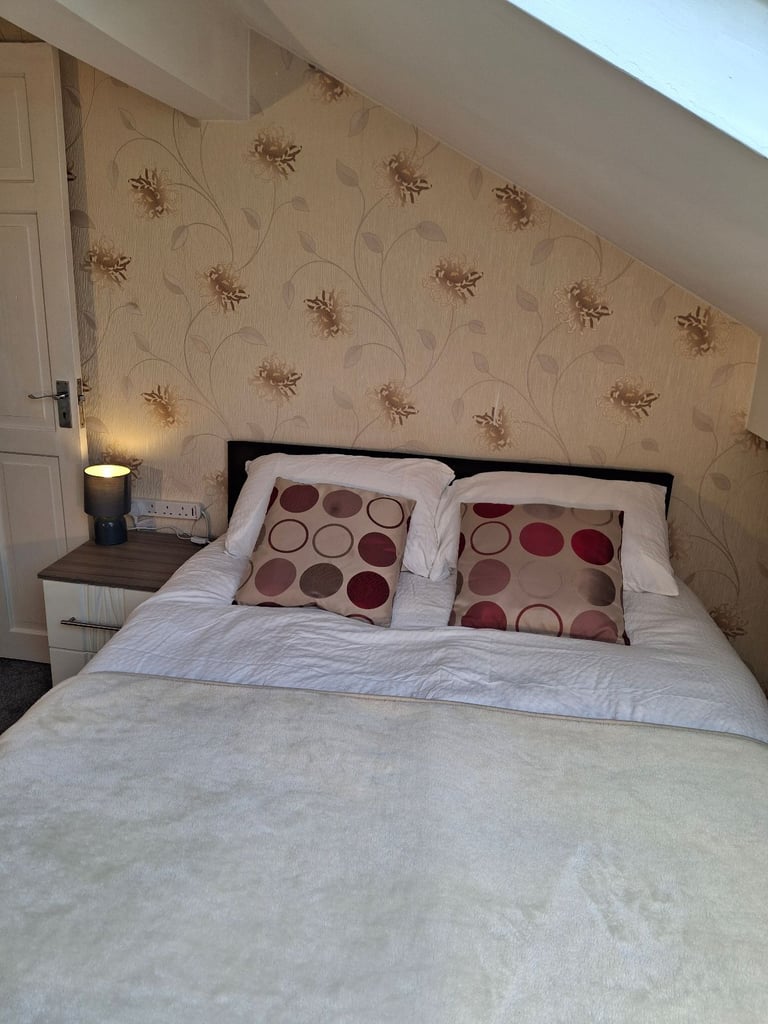 Luxury Room to Rent (All Bills Included)