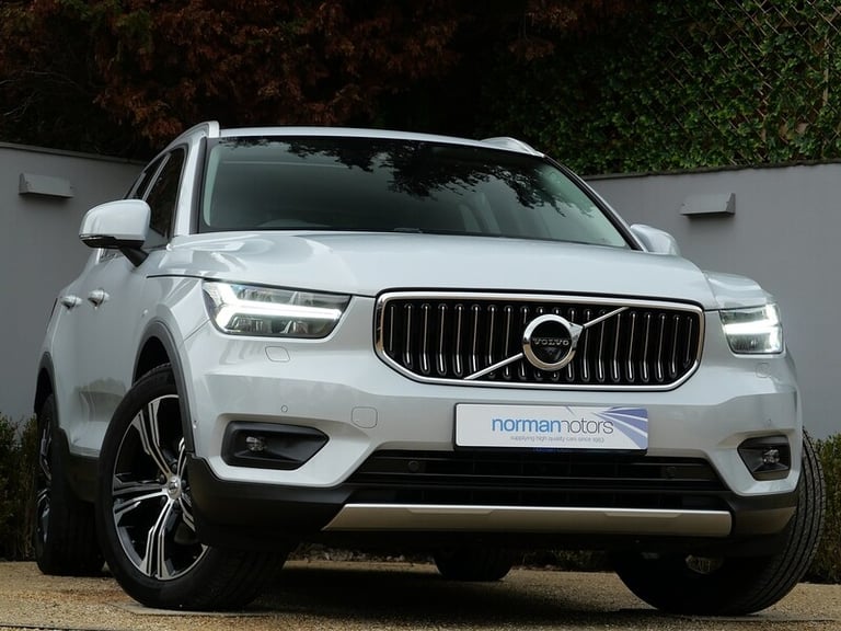 2020 Volvo XC40 2.0 B4P Inscription Pro 5dr Auto ESTATE PETROL Automatic