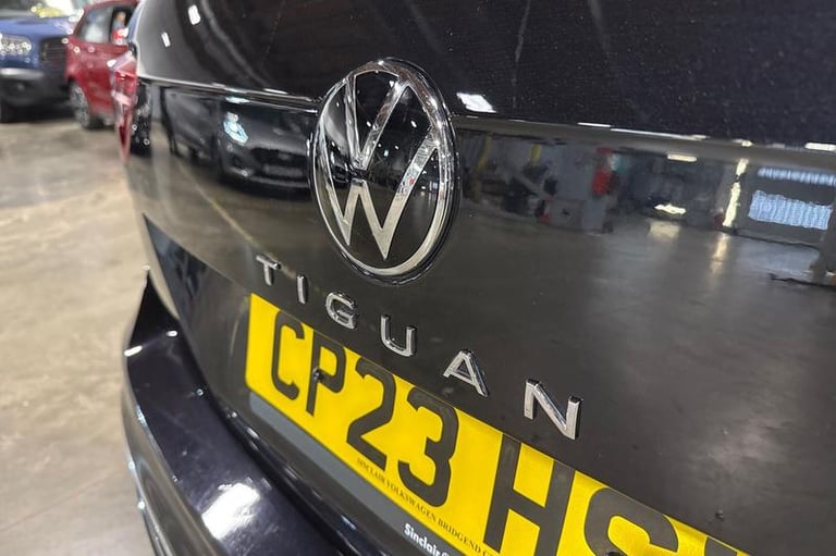 2023 Volkswagen Tiguan 2.0 TDI R-Line 5dr DSG ESTATE DIESEL Automatic