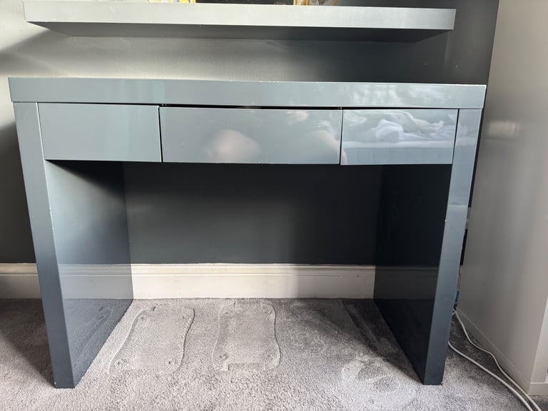 Grey Dressing Table 