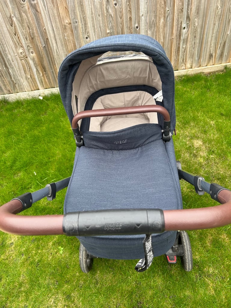 image for Mamas & Papas Strada Pram/pushchair and accessories 