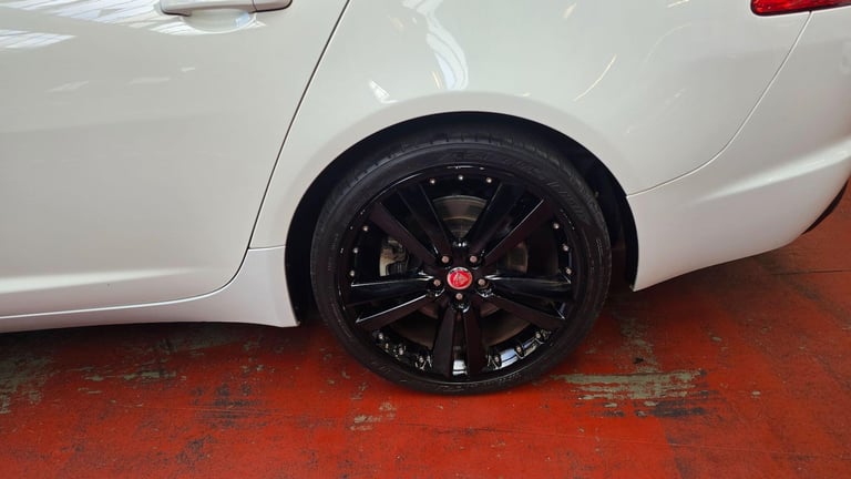  Jaguar XF 2.0I PORTFOLIO ULEZ FREE LOW MILEAGE  Petrol Automatic