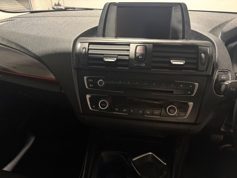2013 BMW 1 Series 2.0 116d Sport Euro 5 (s/s) 5dr HATCHBACK Diesel Manual