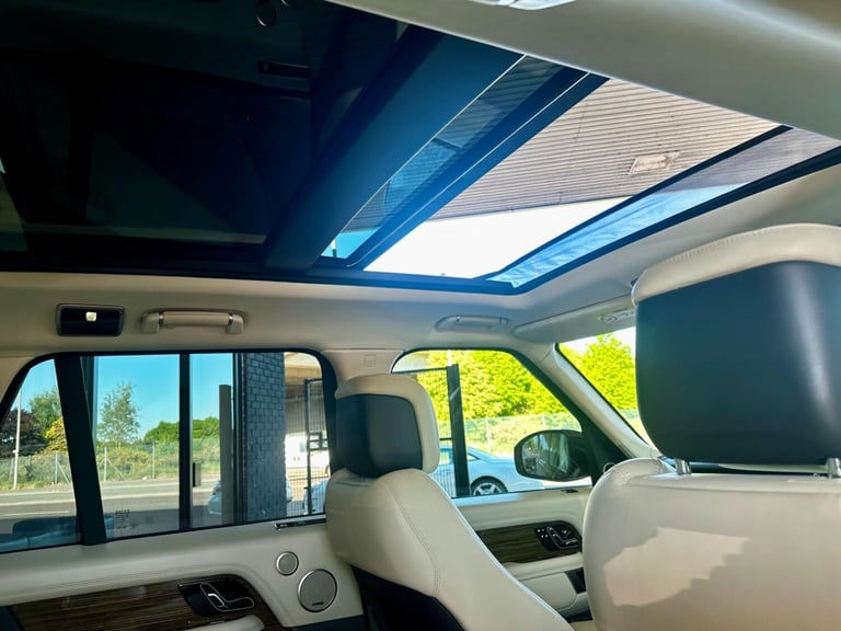  Land Rover Range Rover 4.4 SD V8 Vogue SE Auto 4WD Euro 6 (s/s) 5dr  Diesel Automatic