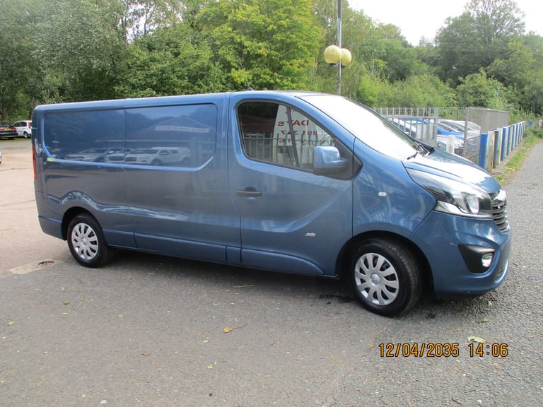 2015 Vauxhall Vivaro 2900 1.6CDTI BiTurbo 120PS ecoFLEX Sportive L2 H1 Van PANEL VAN Diesel Manual