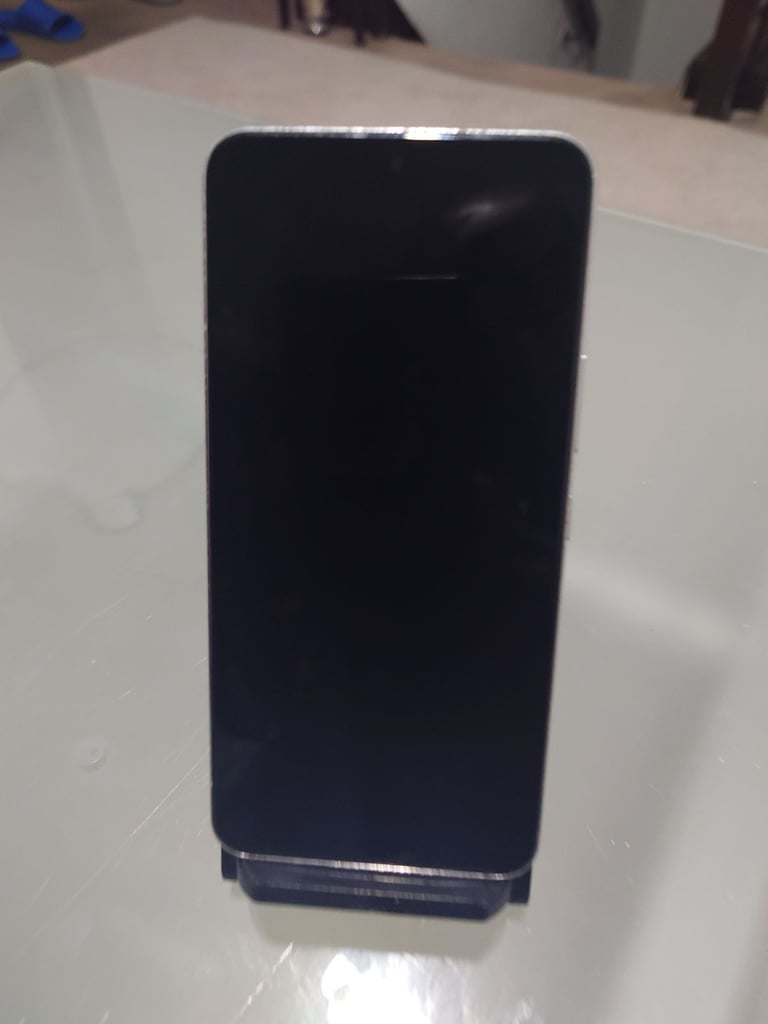 image for Samsung S22 unlocked 