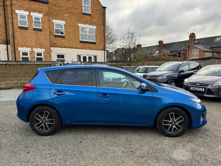 TOYOTA AURIS 1.3 Dual VVTi Icon+ 5dr Blue Manual