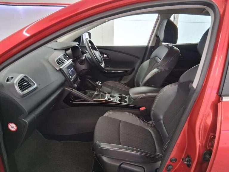  Renault Kadjar 1.3 TCe Dynamique S Nav SUV 5dr Petrol Manual