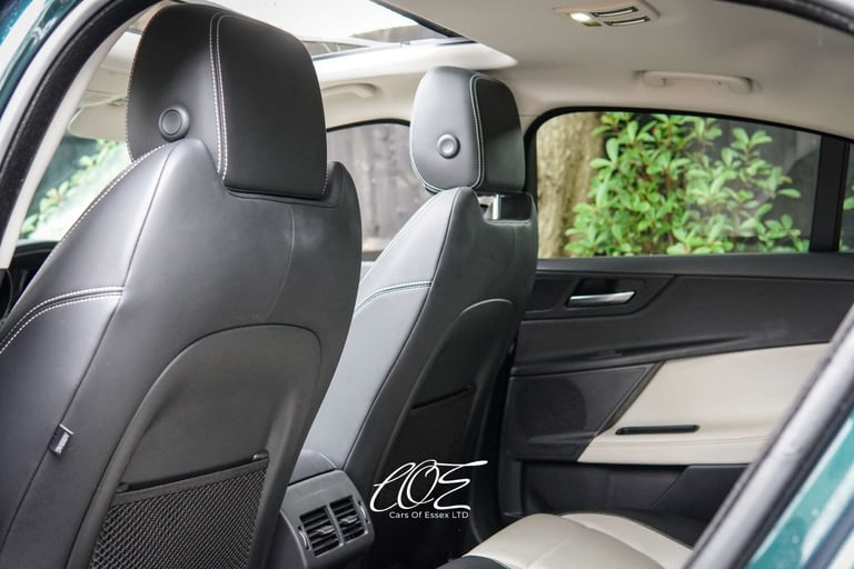 2016 Jaguar XE 2.0 XE R-Sport i Auto 4dr Saloon Petrol Automatic