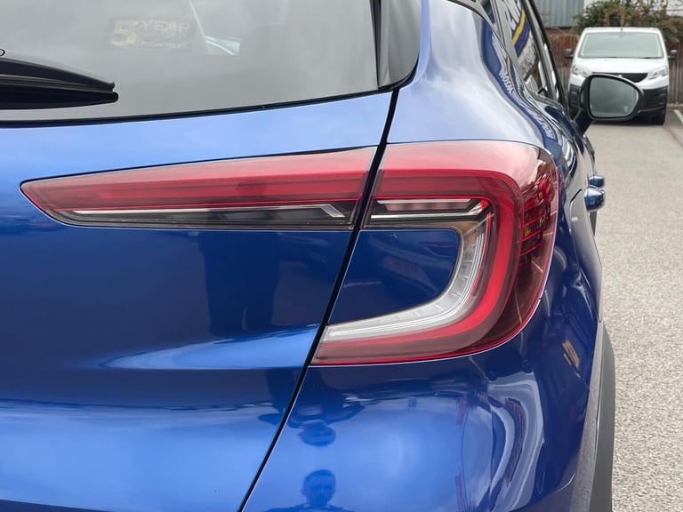 2020 Renault Captur 1.5 Blue dCi Iconic Euro 6 (s/s) 5dr HATCHBACK Diesel Manual