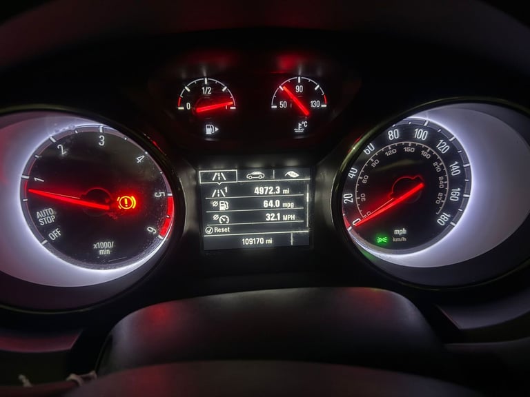 Vauxhall Astra Design 1.6 CDTi BlueInj Euro 6 with 8 Months MOT&FSH&Apple Car Play&Android&ULEZ Free