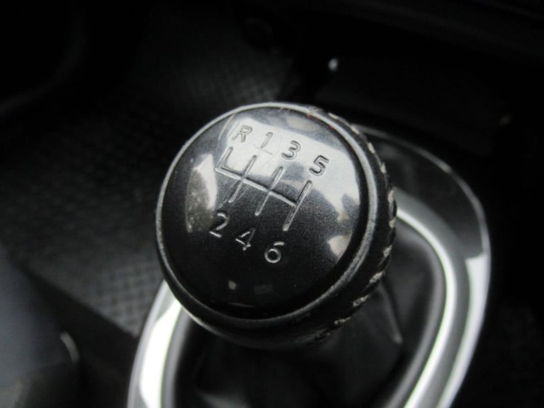 2017 17 NISSAN JUKE 1.2 DIG-T N-CONNECTA SUV 5DR PETROL MANUAL EURO 6 (S/S) (115