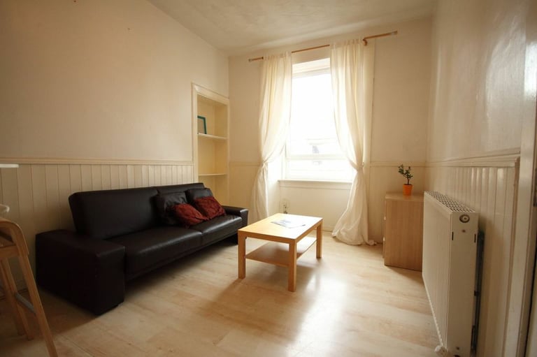 Fully furnished one bedroom flat in amazing location available to rent from 7/10/25