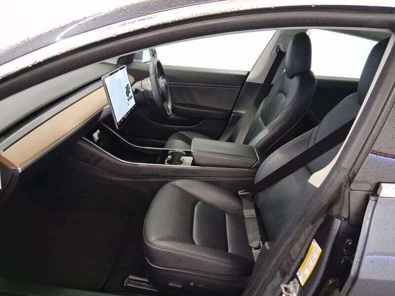 2019 Tesla Model 3 Standard Range Plus Saloon 4dr Electric Auto RWD (241 bhp) SALOON Electric Aut...