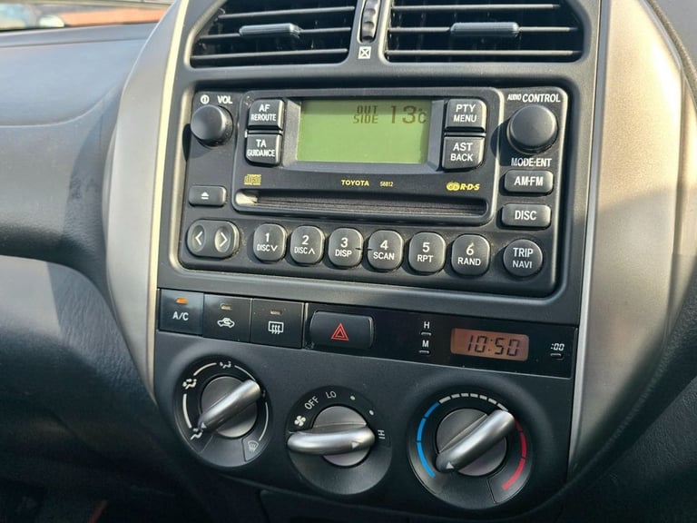 2004 Toyota RAV4 2.0 XT3 3dr ESTATE PETROL Manual