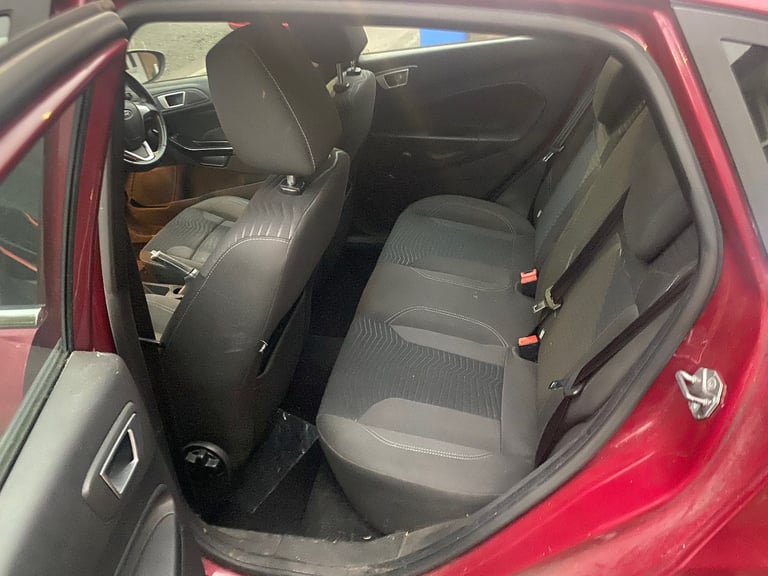 Ford, FIESTA, Hatchback, 2015, Manual, 998 (cc), 5 doors