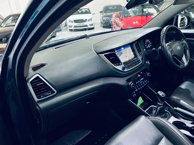 HYUNDAI TUCSON 2.0 CRDI BLUE DRIVE PREMIUM SE SUV DIESEL MANUAL EURO 6 2016
