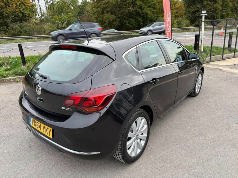 2014 Vauxhall Astra 2.0 CDTi 16V ecoFLEX Elite [165] 5dr HATCHBACK Diesel Manual