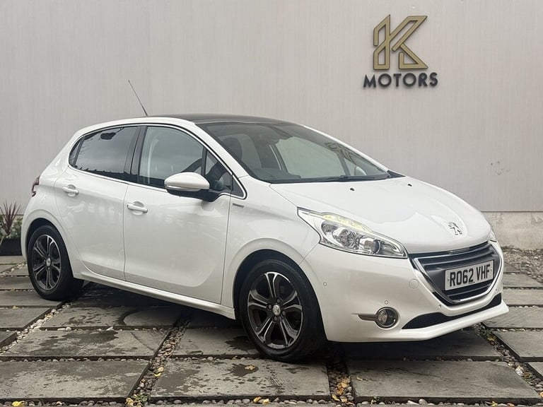 2013 Peugeot 208 1.2 VTi Intuitive Hatchback 5dr Petrol Manual Euro 5 (82 ps) Hatchback Petrol Ma...