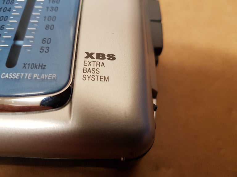 Panasonic RQ-V77 Portable Stereo Radio Cassette Player 