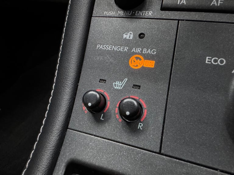 2013 Lexus CT 1.8 200h Luxury CVT Euro 5 (s/s) 5dr HATCHBACK Petrol/Electric Hybrid Automatic