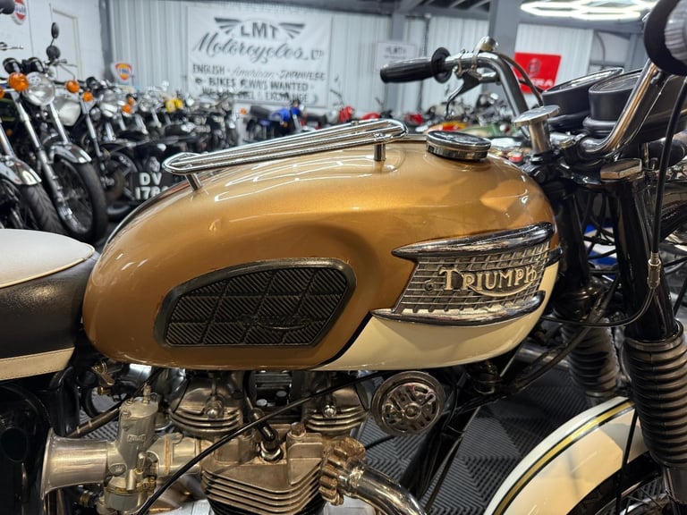 1964 Triumph T120 Bonneville 649cc, lovely useable classic, px welcome 