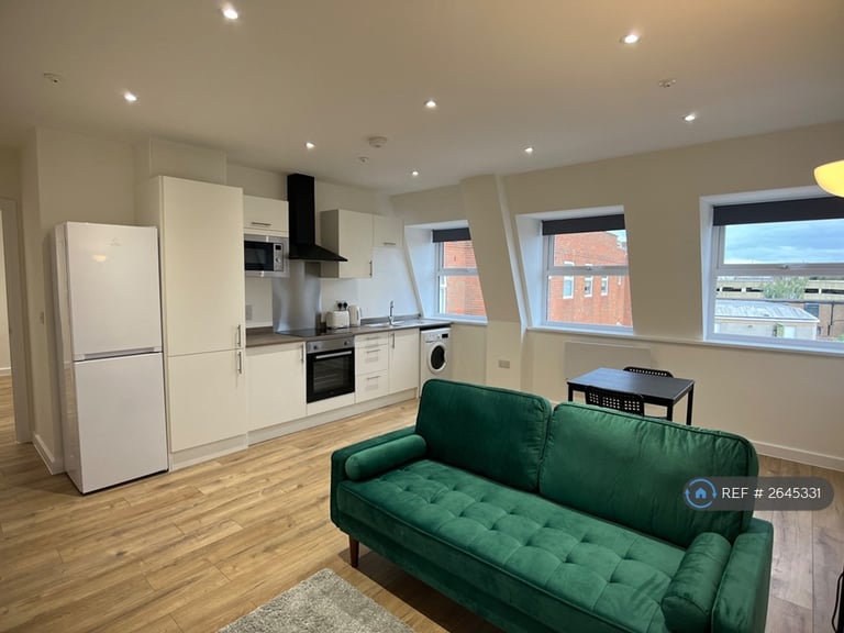 image for 1 bedroom flat in Oriel House, Northampton, NN1 (1 bed) (#2645331)