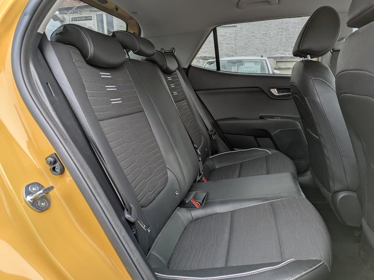 2024 Kia Stonic 1.0 T-GDi MHEV GT-Line S SUV 5dr Petrol Hybrid DCT Euro 6 (s/s) (118 bhp) HATCHBA...