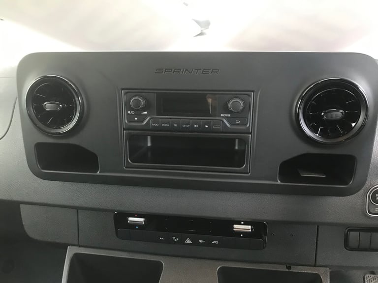 2021 Mercedes-Benz Sprinter 85kW 55kWh Progressive Van Auto [80kW Charger] PANEL VAN Electric Aut...