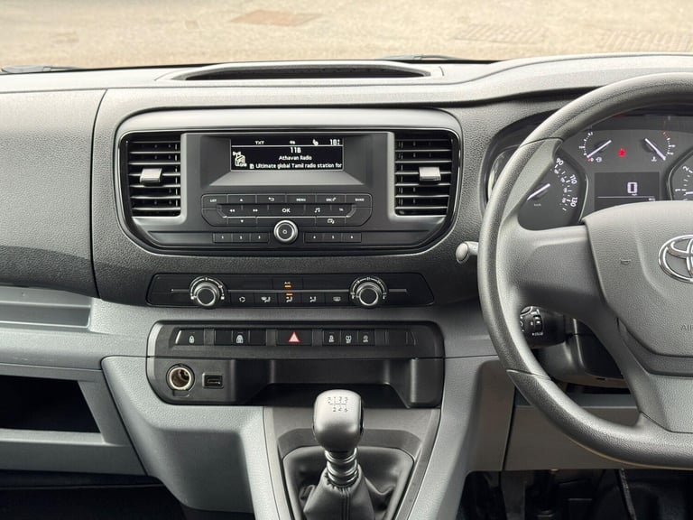 2022 Toyota PROACE CITY Verso 1.5D Combi Medium 5dr MPV DIESEL Manual
