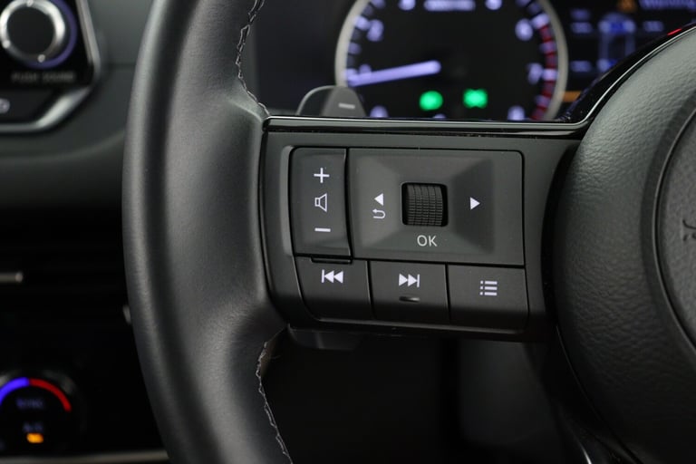 2023 Nissan Qashqai 1.3 DiG-T MH 158 Acenta Premium 5dr Xtronic Hatchback Petrol Automatic