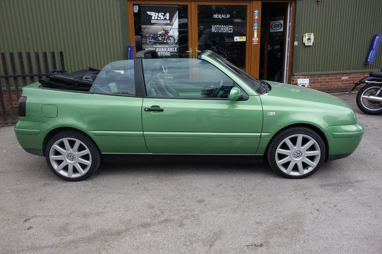 Volkswagen Golf 2.0 Colour Concept 2dr PETROL MANUAL 2000/W