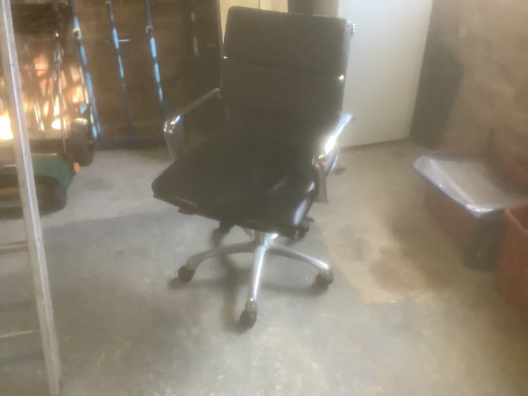 Free chrome chair