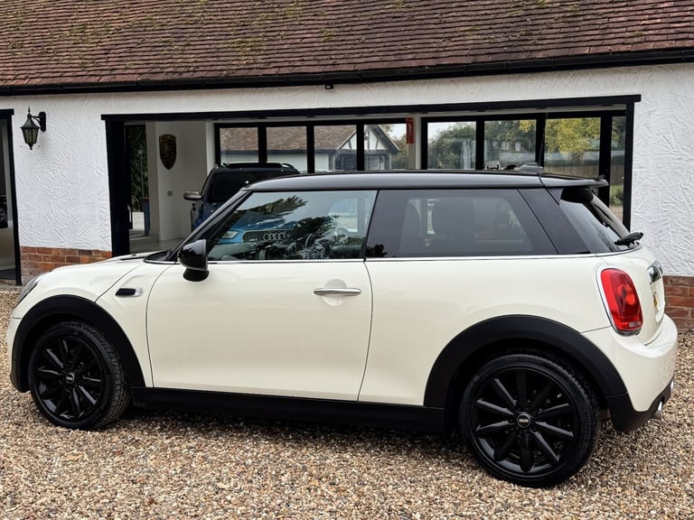 MINI HATCH 1.5 Cooper D 3-Door Hatch White Manual Diesel 2014 CHILI PACK